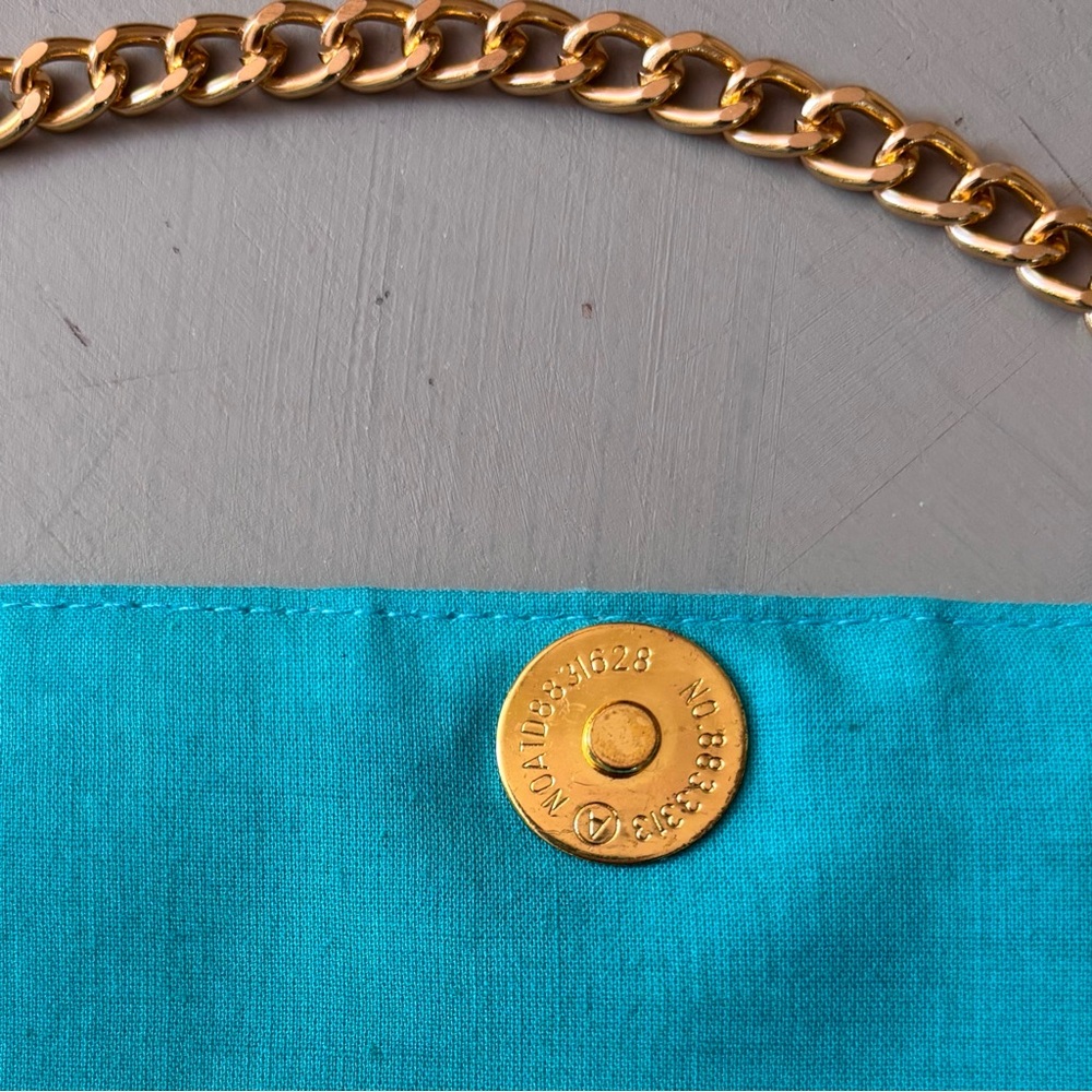 SHIRALEAH CHICAGO Satin Embroidered Flamingo Clutch Gold Chain Shoulder Bag - Picture 5 of 10
